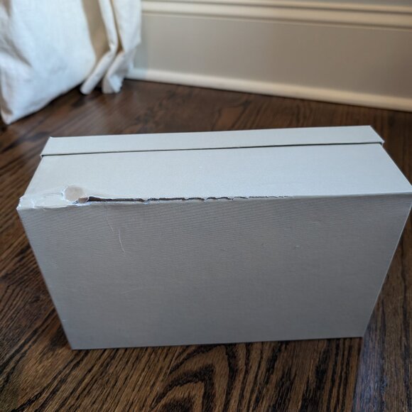 Burberry Check Plaid Pumps, size 38 - Picture 10 of 10